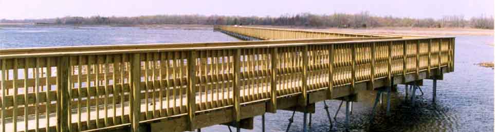 Road access and parking to wetlands observation platform.